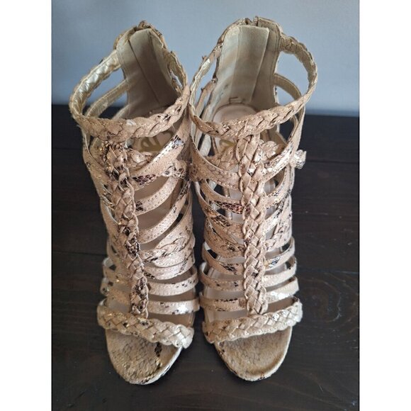 Fergalicious Faux Snakeskin Tan/Gold Hallucinate Heels/Pre-Owned,Size 6.5M - Picture 9 of 9